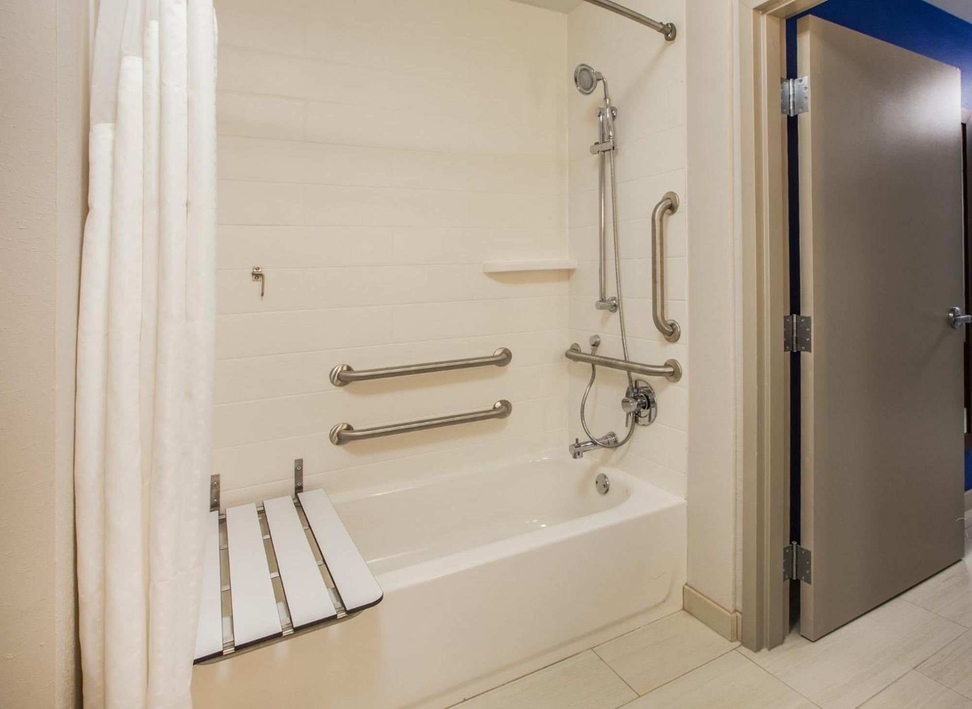 Holiday Inn Express & Suites Oklahoma City Northwest By Ihg Eksteriør bilde