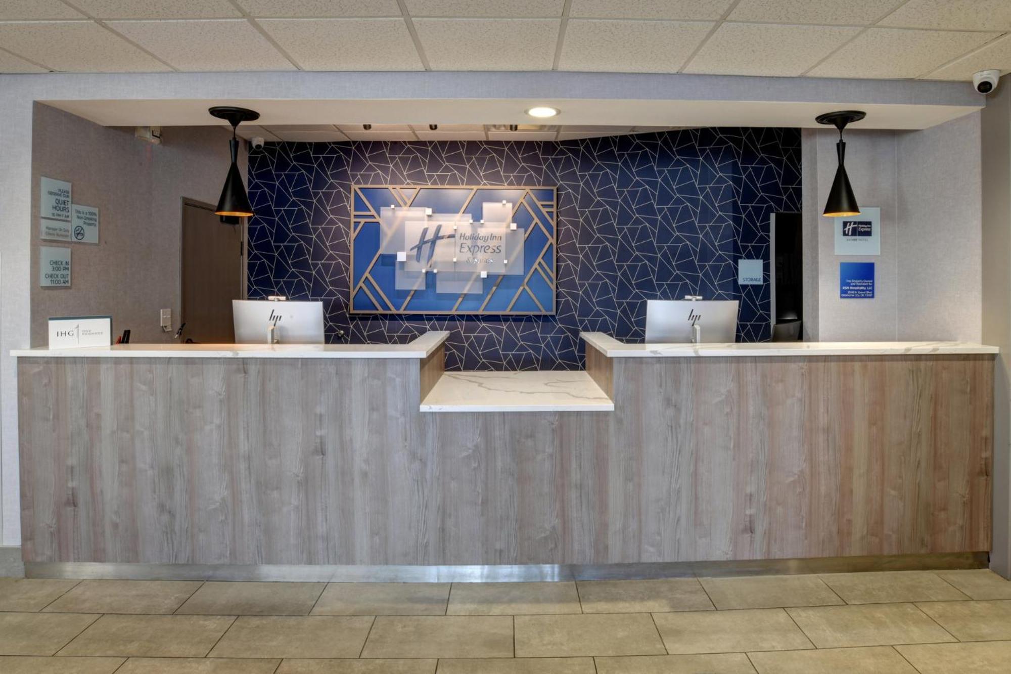 Holiday Inn Express & Suites Oklahoma City Northwest By Ihg Eksteriør bilde